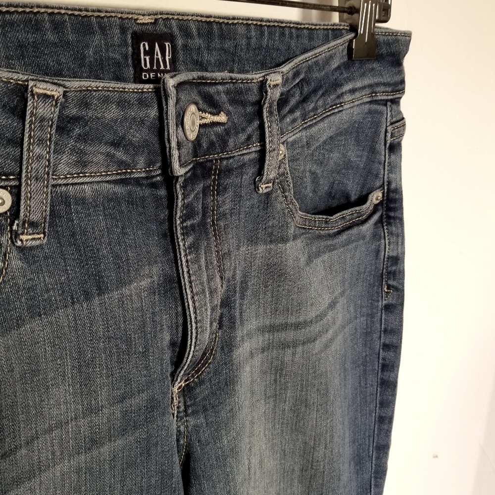 Gap Curvy True Skinny Jeans